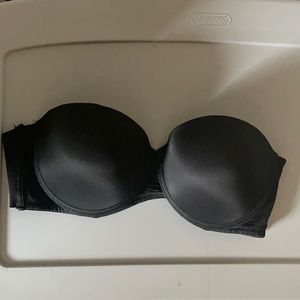 Strapless bra